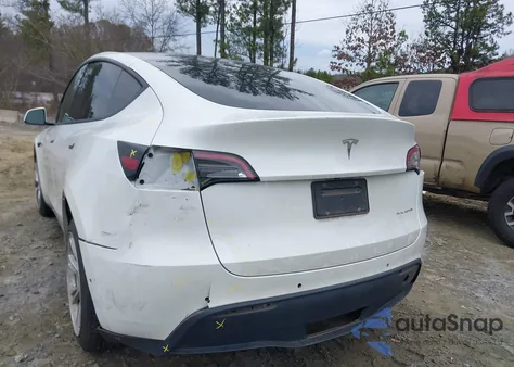 2021 Tesla Model Y Long Range Dual Motor All-Wheel Drive from USA, damaged, VIN 5YJYGDEE2MF176811